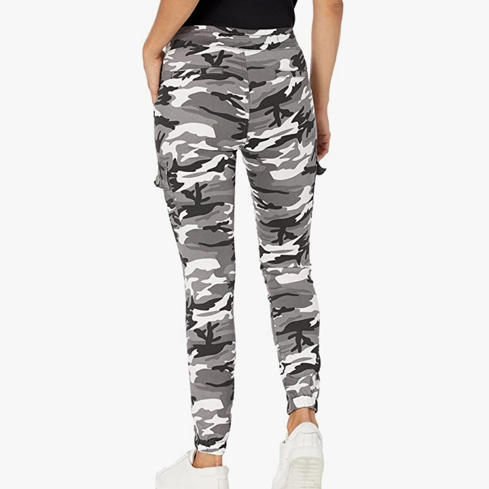 VIP Jeans Cargo Pants in Ice Camo